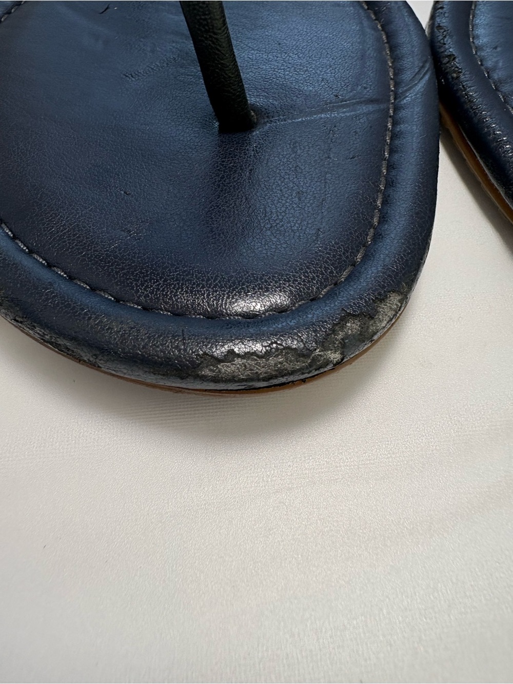 Michael Kors Navy Blue Leather Thong Sandals Women’s Size 10M Wedge Heel - Picture 10 of 14